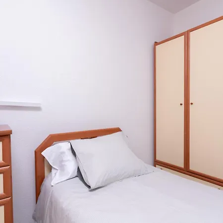 Apartman Marazul 32 *