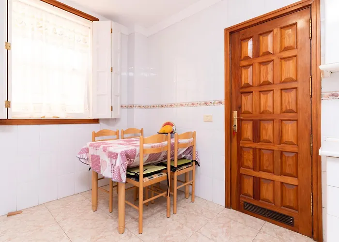 Marazul 32 * ארונה